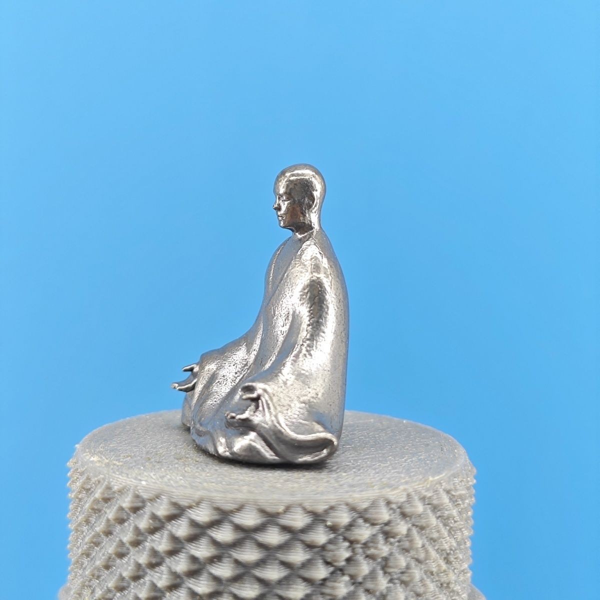 Meditating Monk Figurine Zen B - مراجعة Bonsai Garden China وسعره